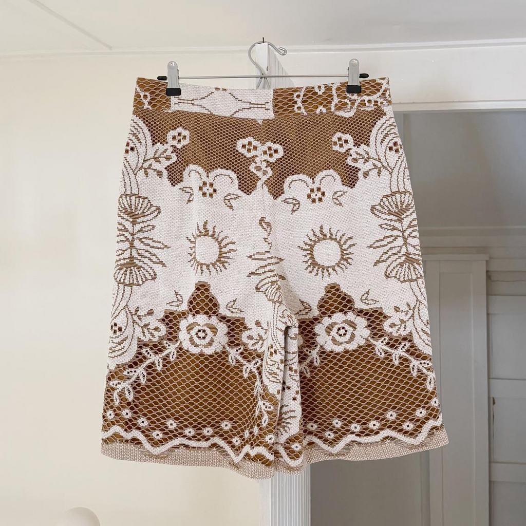 Beatrice .b / Anthropologie Soleil Lace Bermuda Shorts NWT Tan/Ivory Size 8