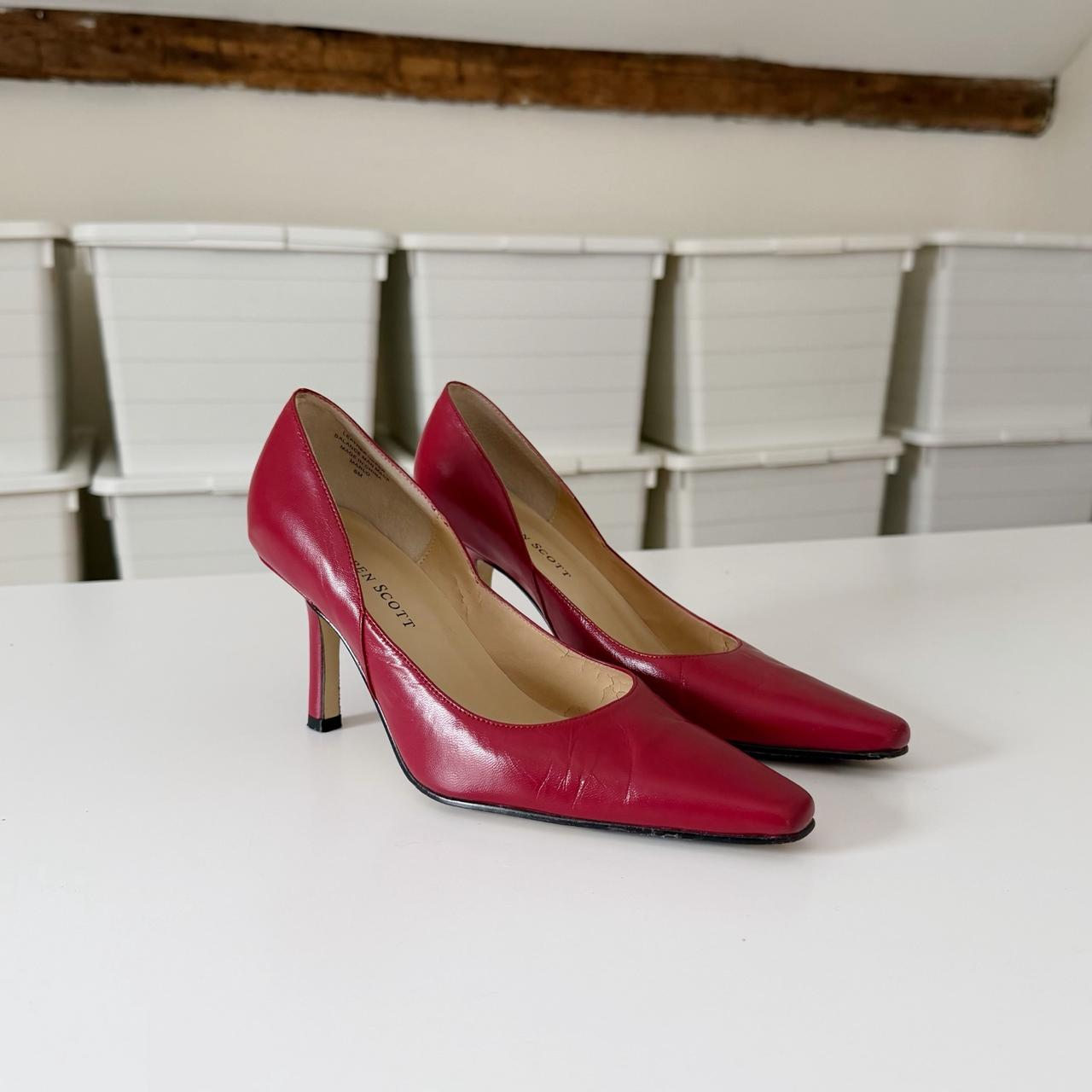 Karen Scott Vintage Y2K Marlo Leather Pointed Toe Stiletto Heels Size 6