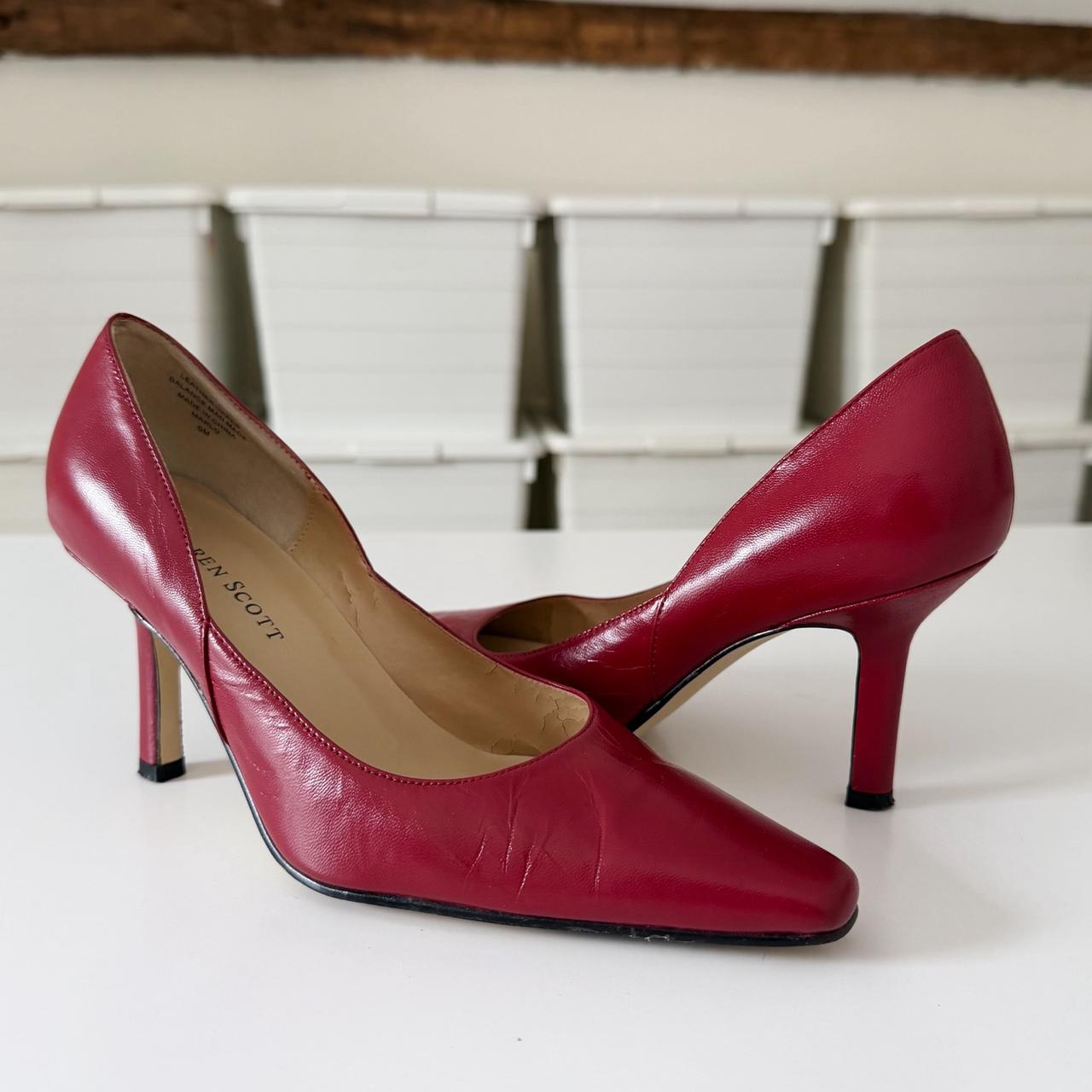 Karen Scott Vintage Y2K Marlo Leather Pointed Toe Stiletto Heels Size 6