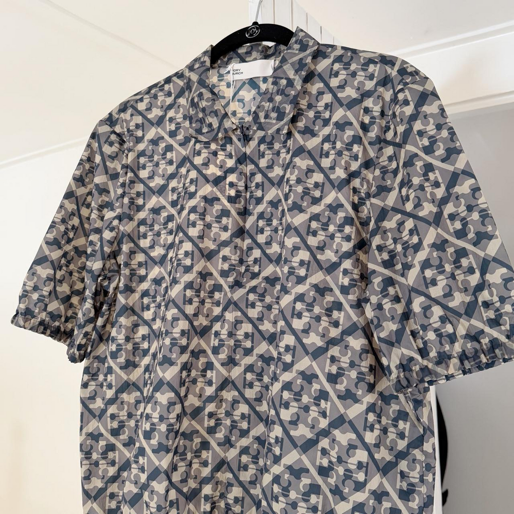 Tory Burch Prismatic T Monogram Nylon Zip Polo Top Gray NWT Size 6