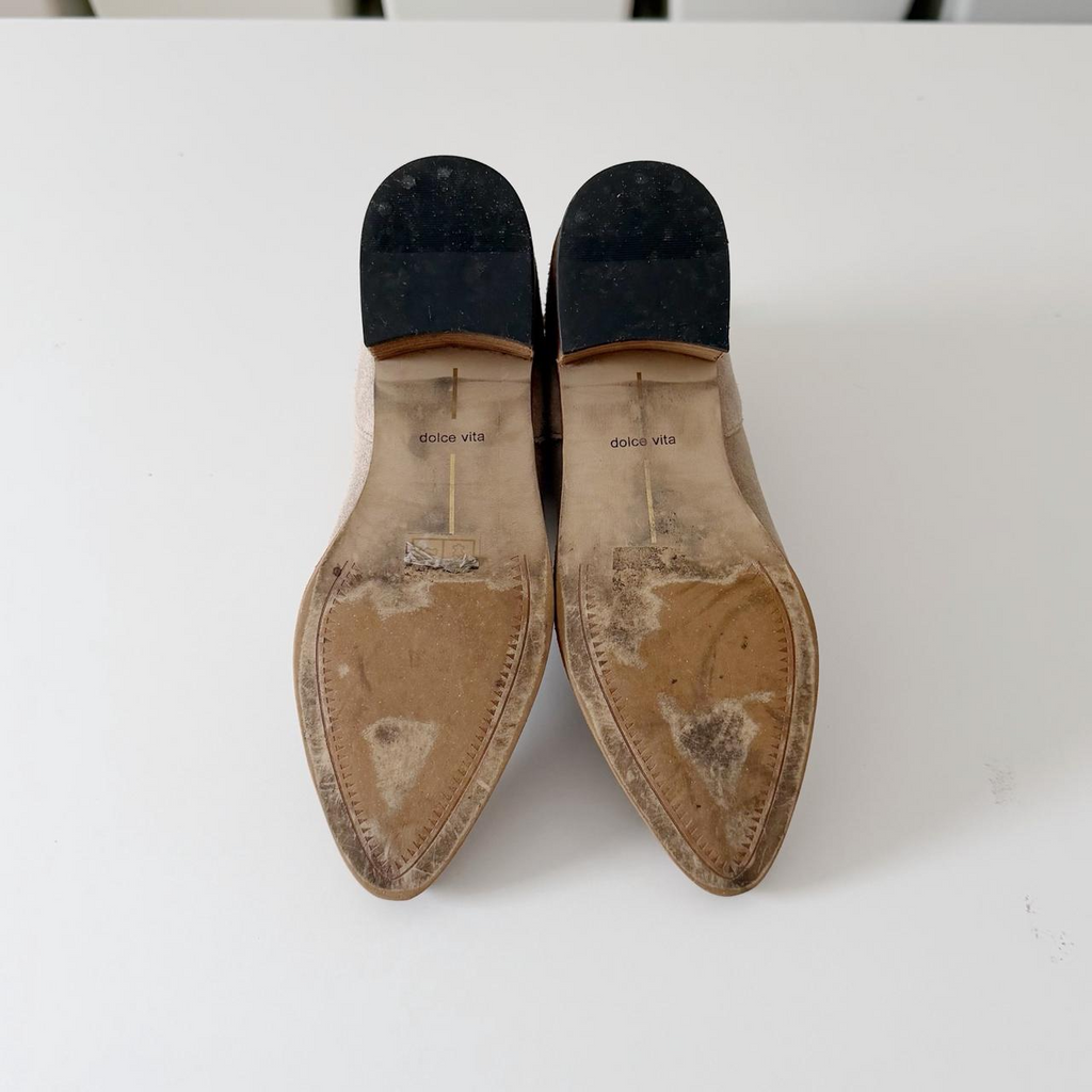 Dolce Vita Cassius Ankle Boot in Taupe Suede Size 6