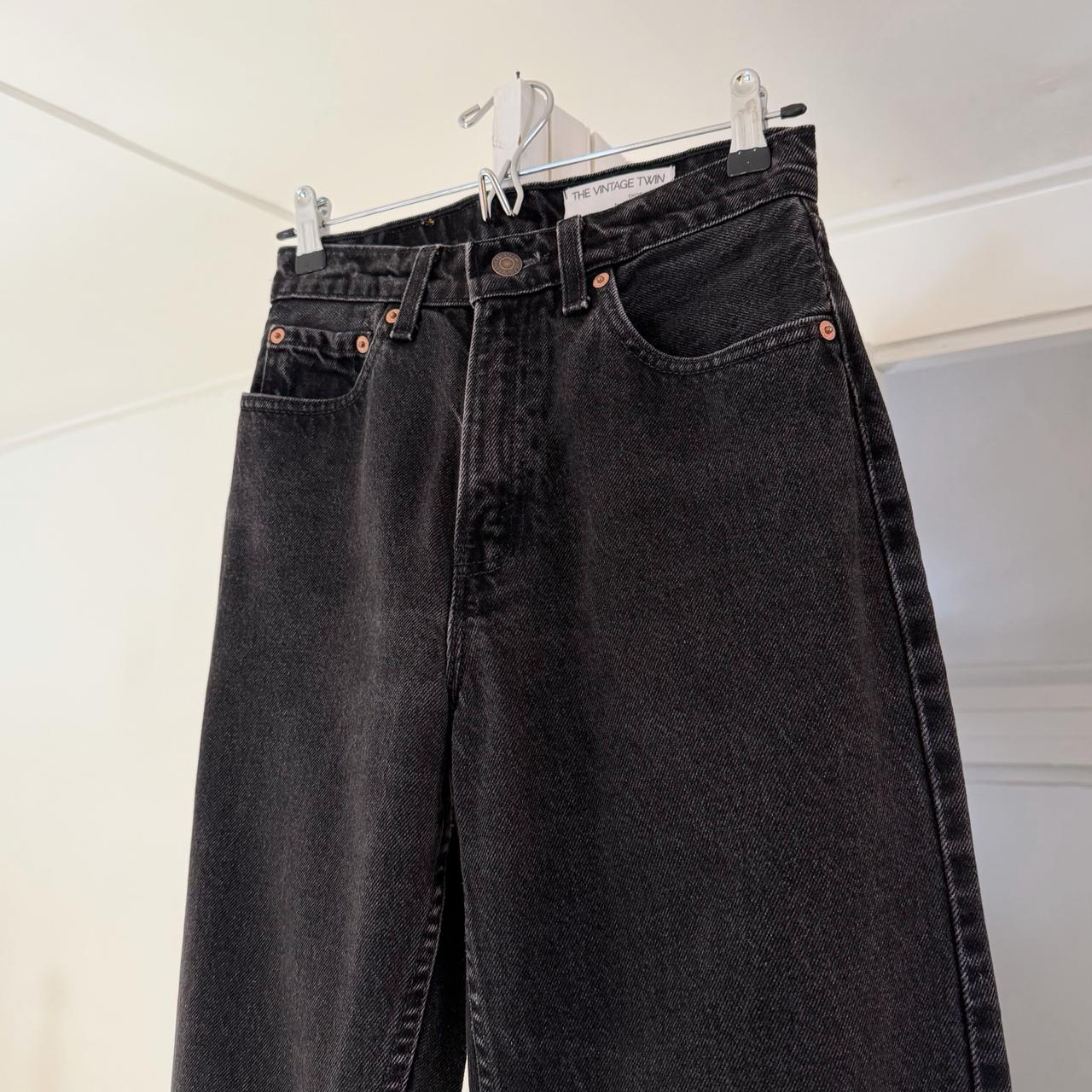 Levi’s 560 Vintage ‘93 Relaxed Fit Straight Leg Jeans Size 5M
