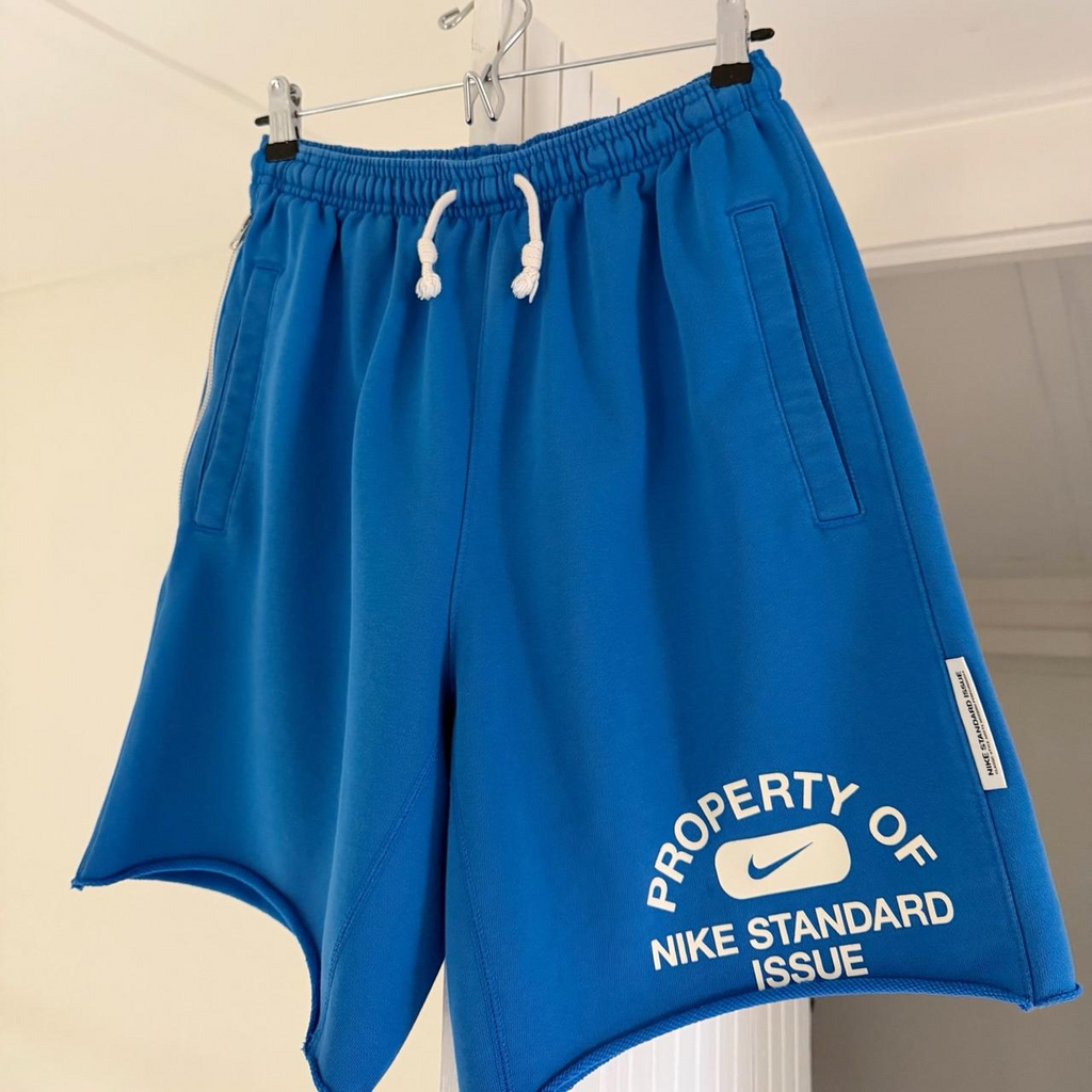 Nike Dri-Fit Standard Issue Fleece Basketball Shorts in Royal Blue Size Mens S
