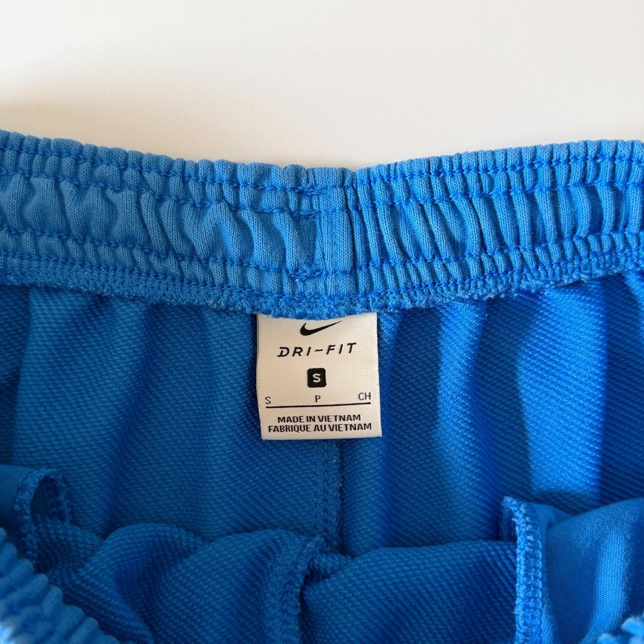 Nike Dri-Fit Standard Issue Fleece Basketball Shorts in Royal Blue Size Mens S