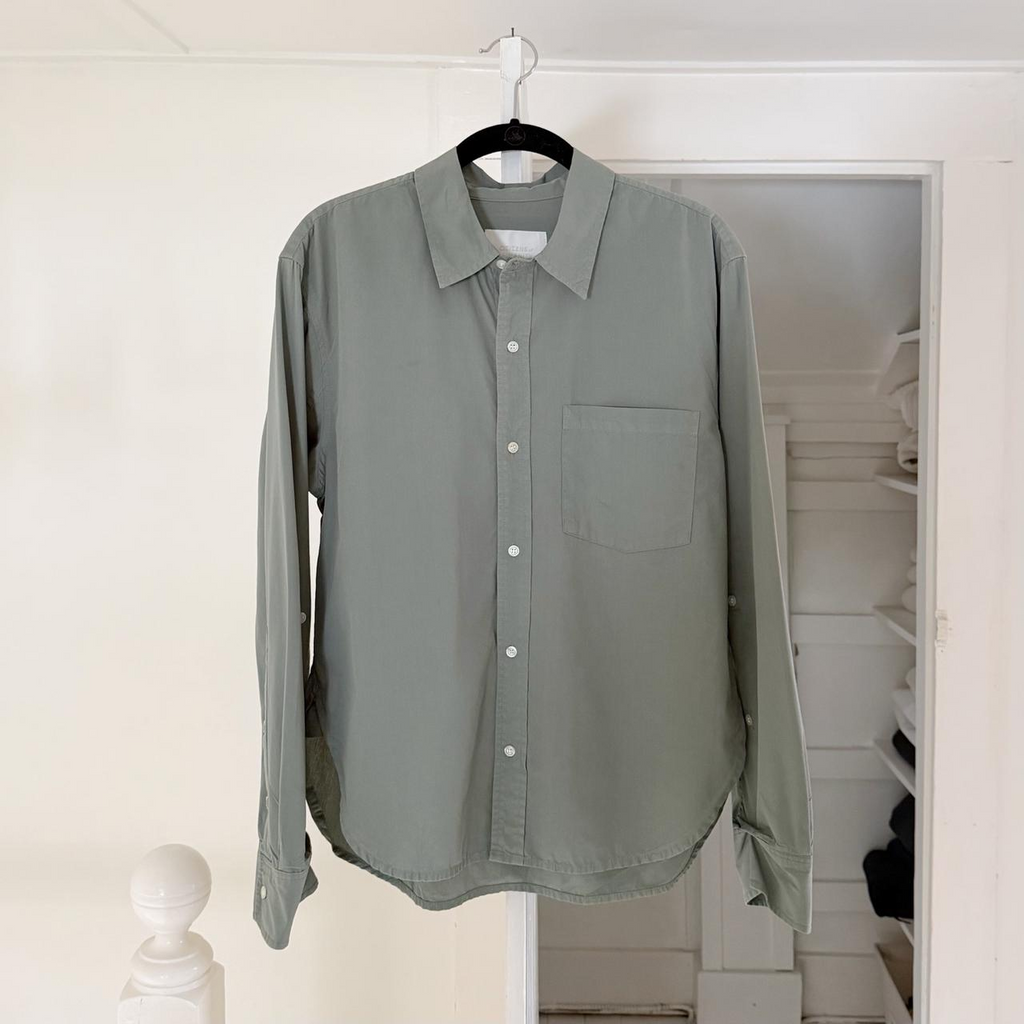 Citizens of Humanity Kayla Shrunken Poplin Button Down Shirt in Nova Size S