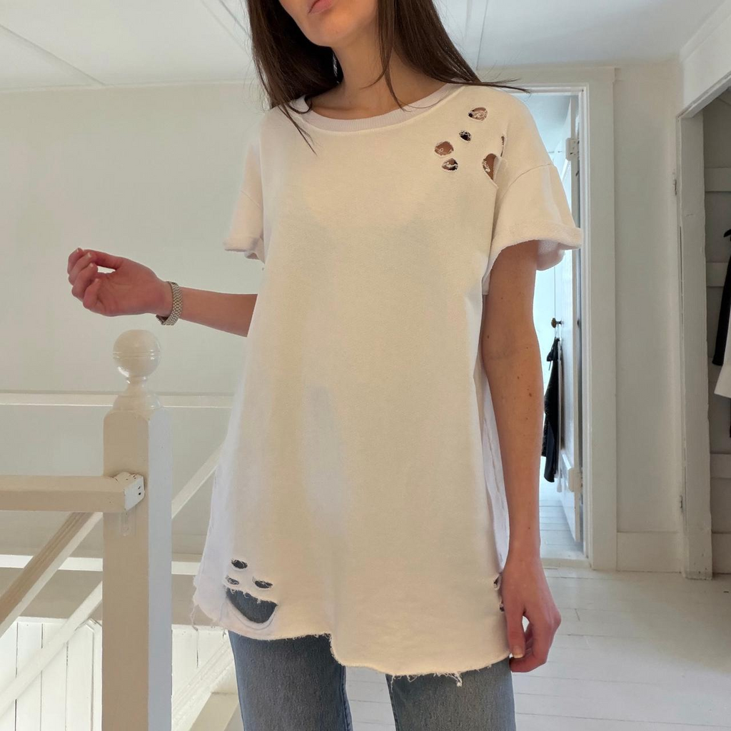 Mono B Distressed Oversized T-Shirt Size M