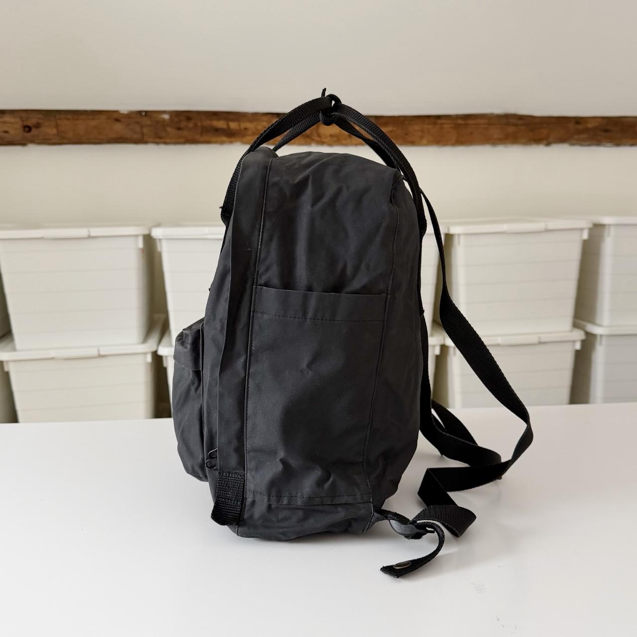Fjall Raven Kanken Backpack in Navy
