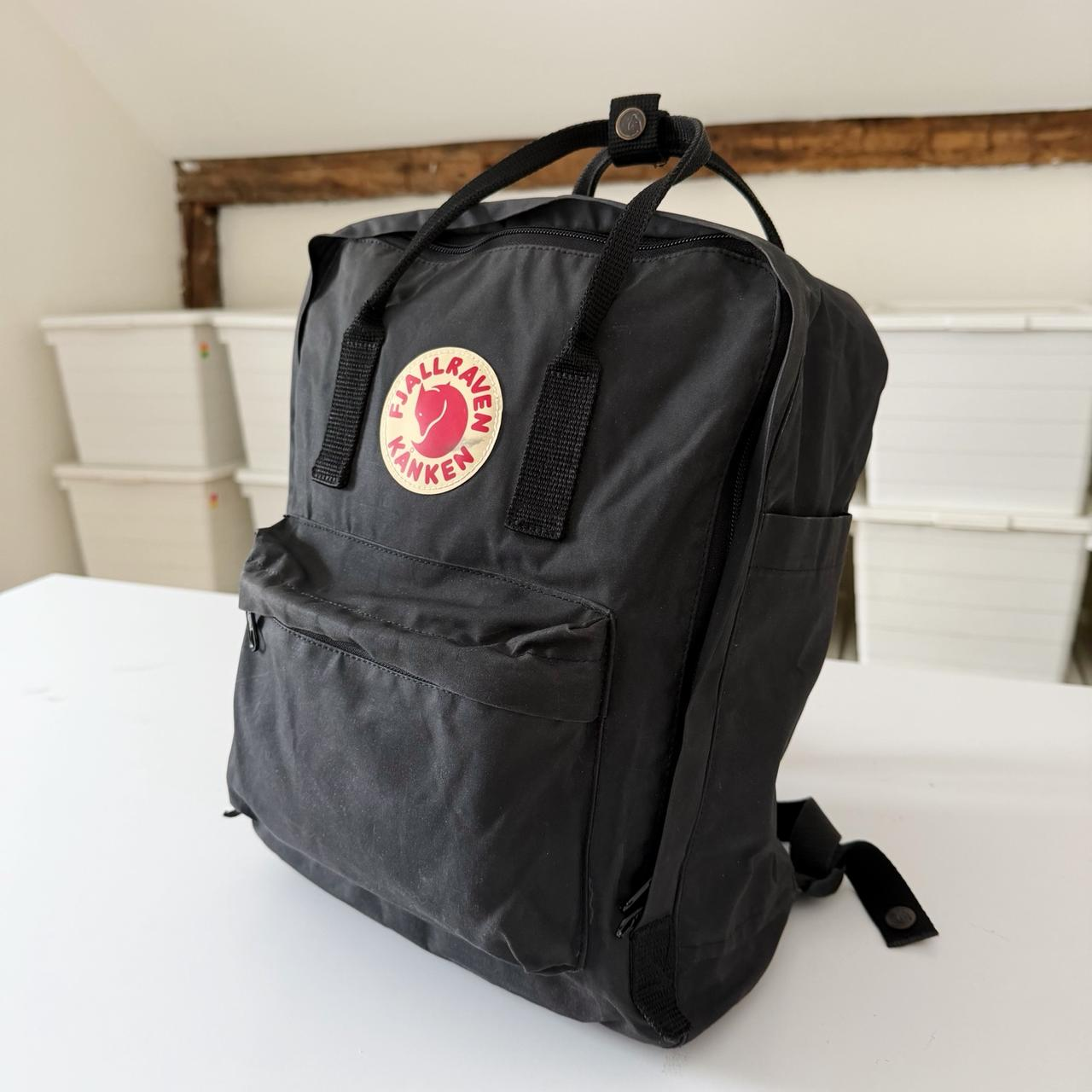 Fjall Raven Kanken Backpack in Navy