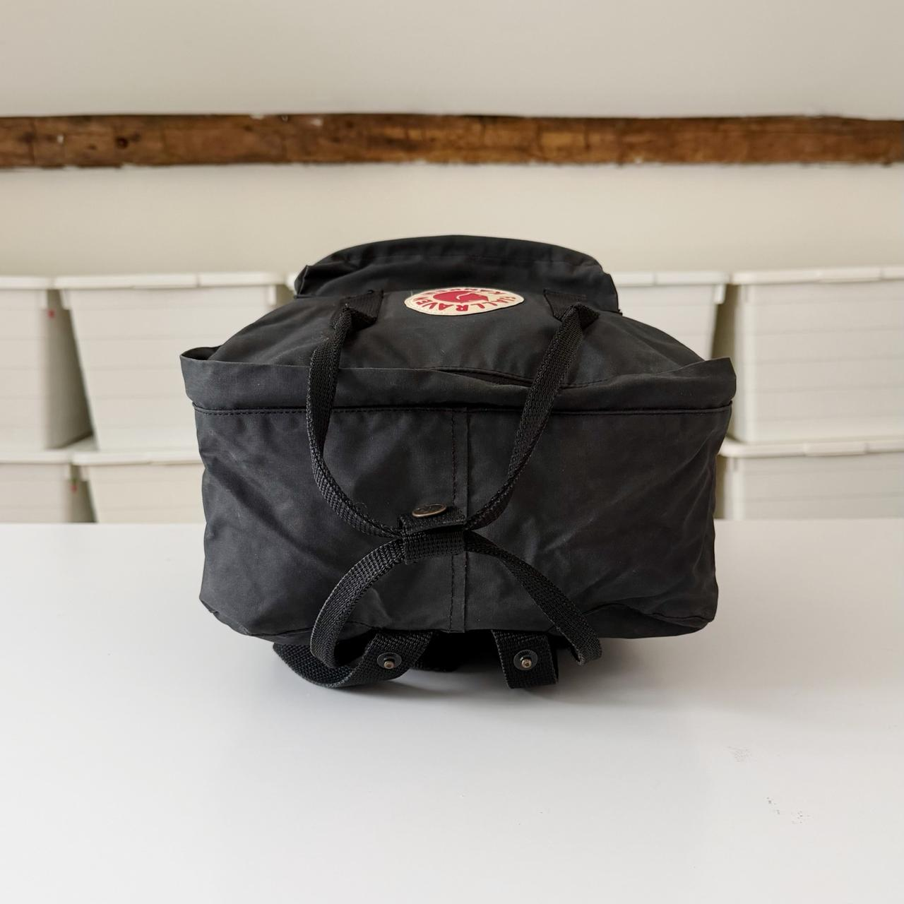 Fjall Raven Kanken Backpack in Navy