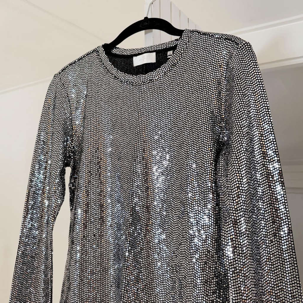 7 For All Mankind Long Sleeve Sequin Sparkle Top Silver NWT Size M