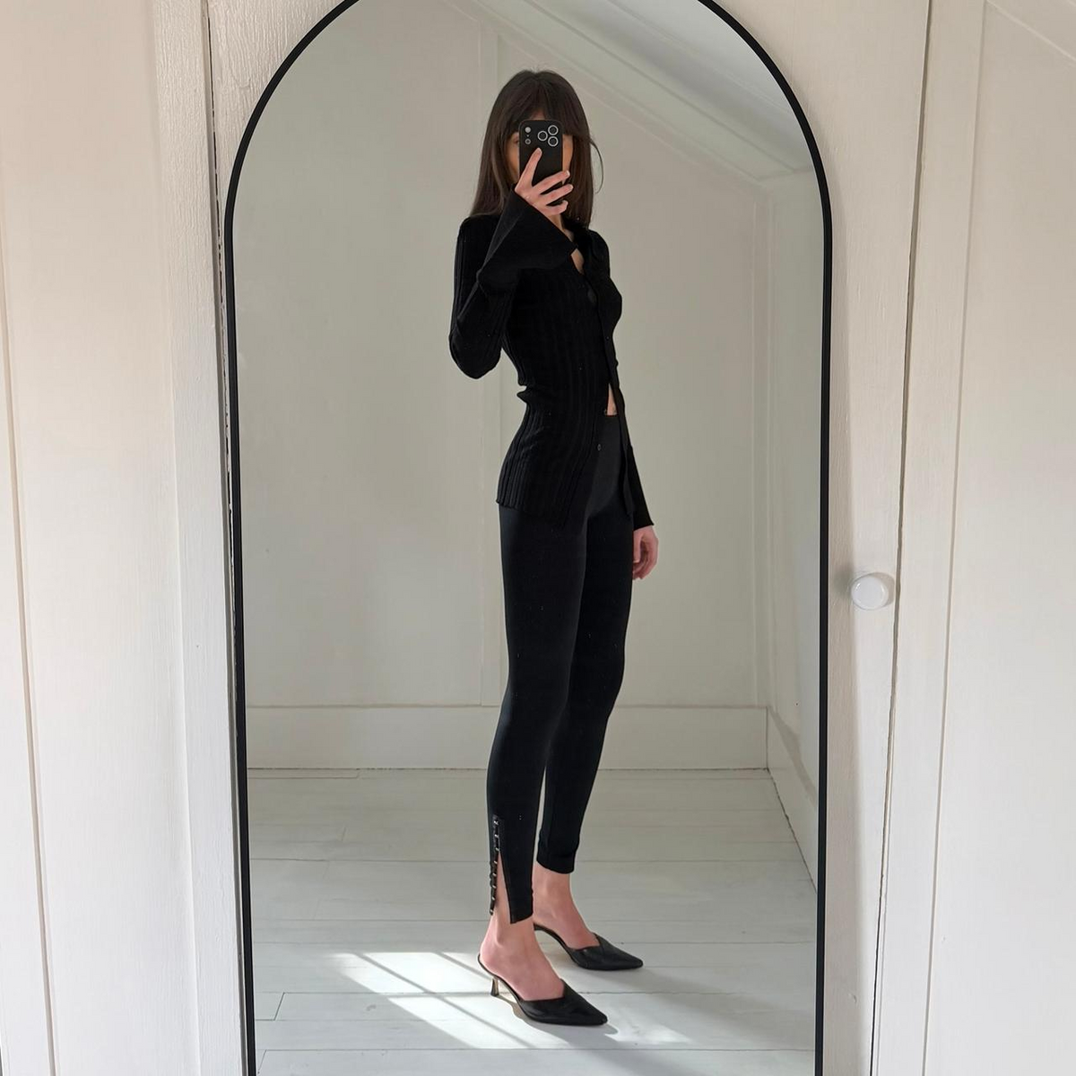 Romeo & Juliet Couture Vintage Y2K Hook & Eye Split Hem Leggings Size S