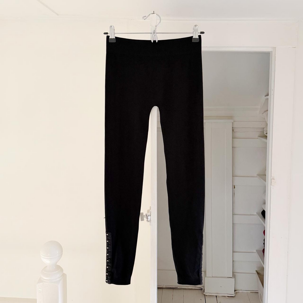 Romeo & Juliet Couture Vintage Y2K Hook & Eye Split Hem Leggings Size S