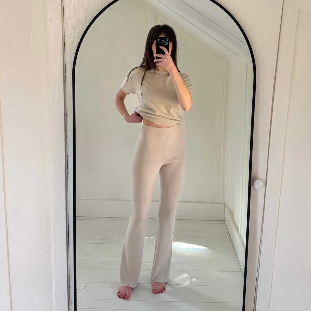 Wayf ‘98 Antonio Ribbed Knit Flare Pants in Ecru Size XS